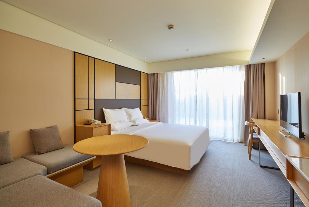 Ji Stadium 4* Shanghai